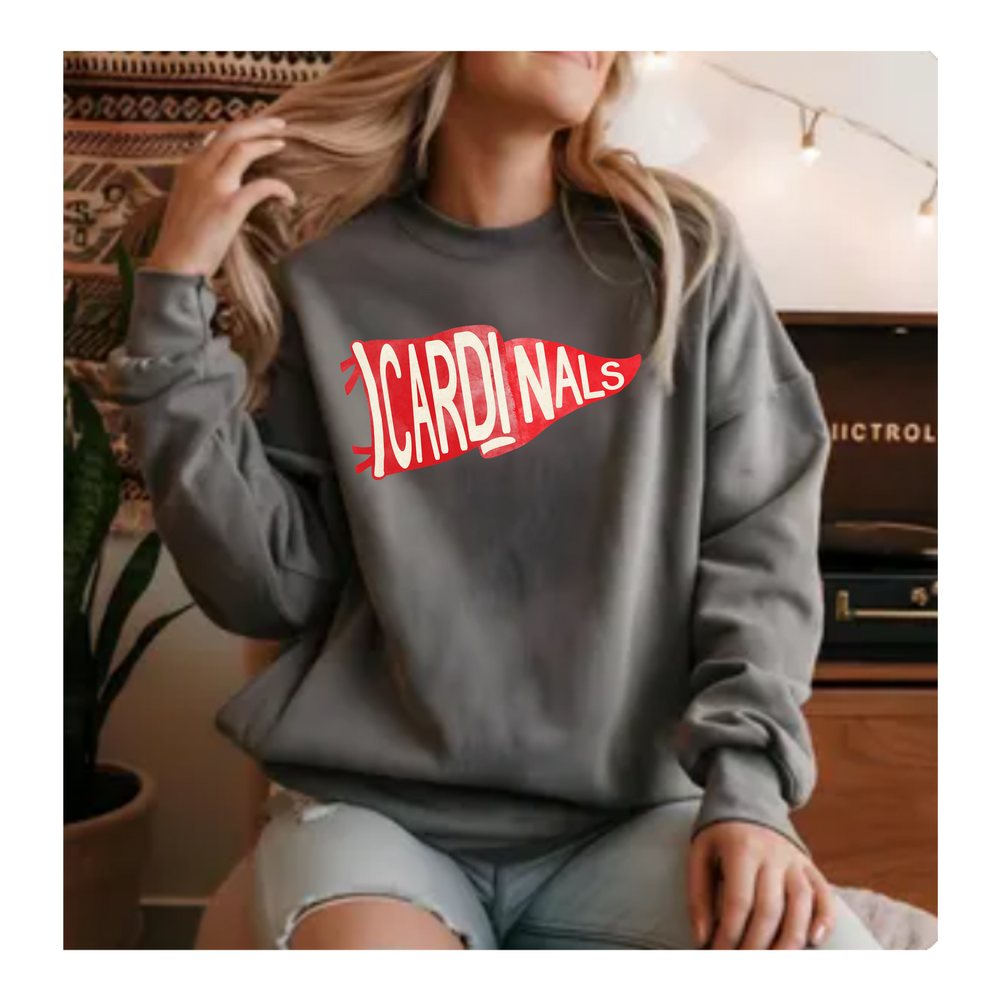 Cardinals Pennant Crewneck-Gildan